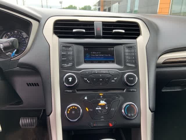 2015 Ford Fusion SE 7