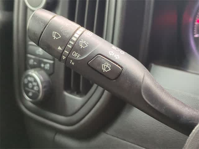 Thumbnail: 2020 Chevrolet Silverado 3500 - 24