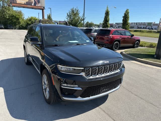 Thumbnail: 2022 Jeep Grand Cherokee - 32