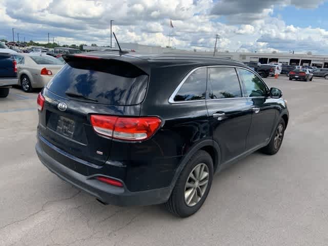 Thumbnail: 2016 Kia Sorento - 24