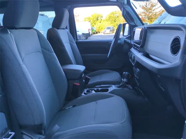 Thumbnail: 2025 Jeep Wrangler - 20