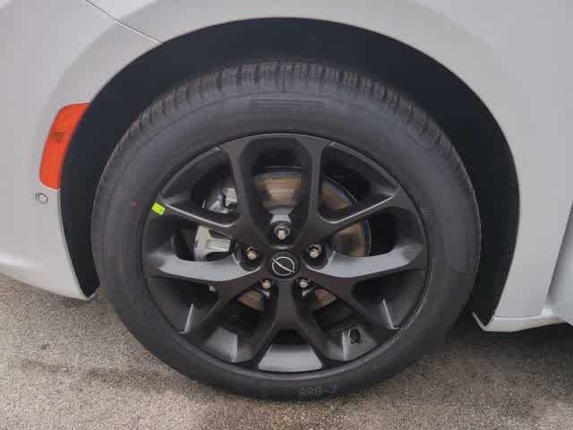 Thumbnail: 2026 Chrysler Pacifica - 14