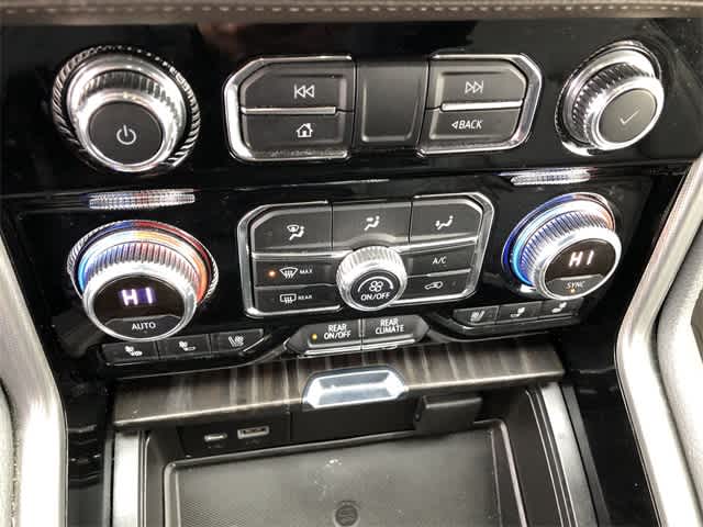 Thumbnail: 2021 GMC Yukon XL - 18