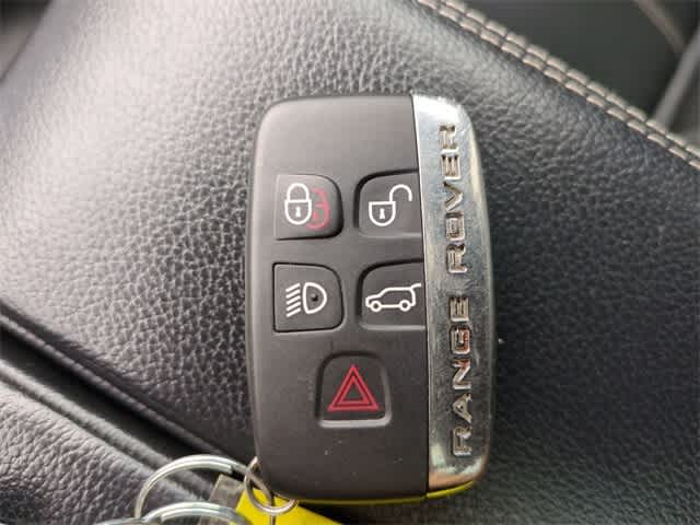 Thumbnail: 2018 Land Rover Range Rover Velar - 37