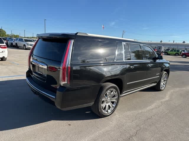 Thumbnail: 2016 GMC Yukon XL - 23