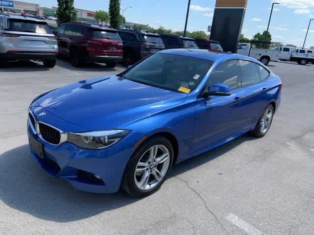 Thumbnail: 2018 BMW 3 Series - 17