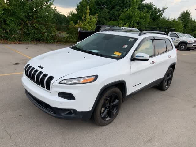 Thumbnail: 2018 Jeep Cherokee - 11