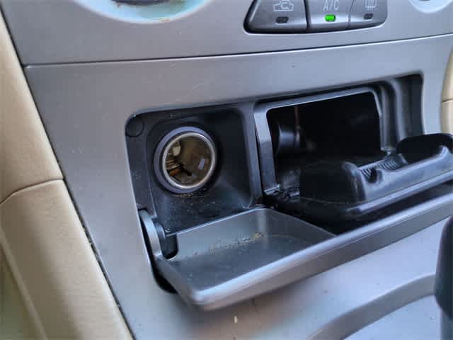 Thumbnail: 2003 Subaru Forester - 28