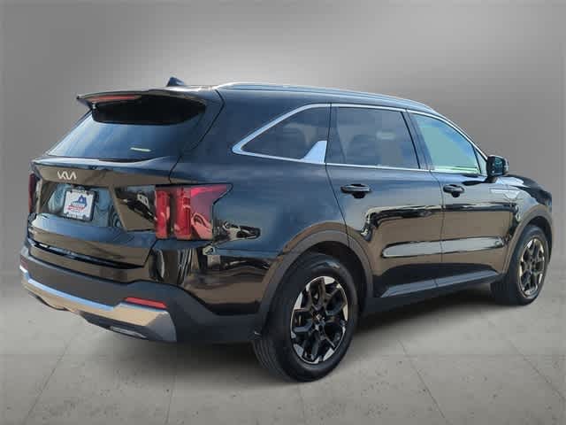 Thumbnail: 2024 Kia Sorento - 8