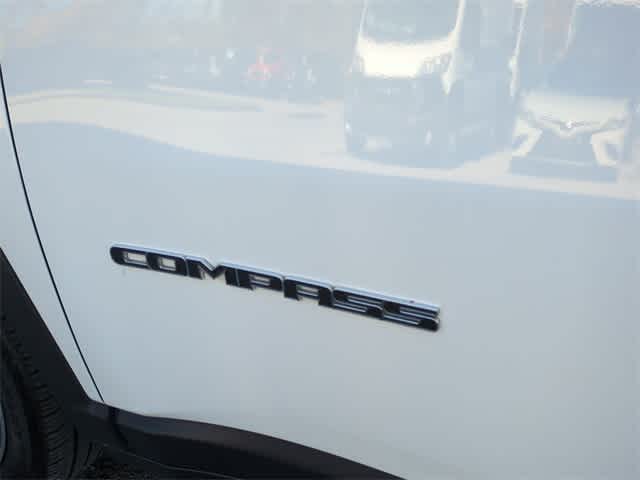 Thumbnail: 2022 Jeep Compass - 13