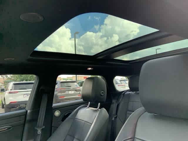 Thumbnail: 2022 Land Rover Range Rover Evoque - 7