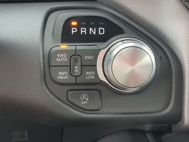 Thumbnail: 2026 RAM 1500 - 32