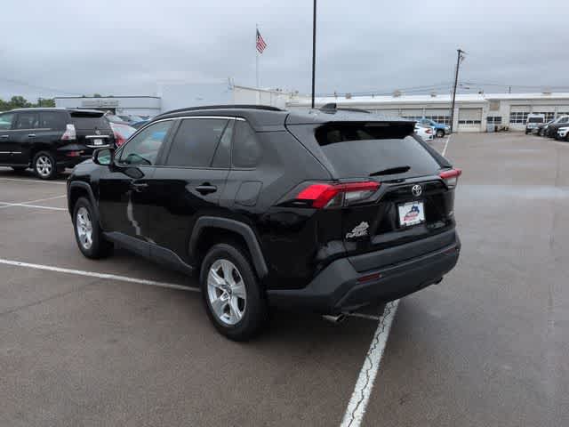 Thumbnail: 2021 Toyota RAV4 - 6