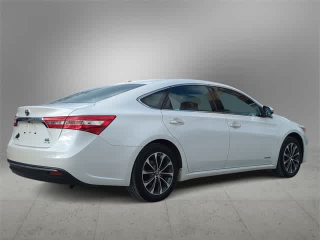 Thumbnail: 2016 Toyota Avalon - 8