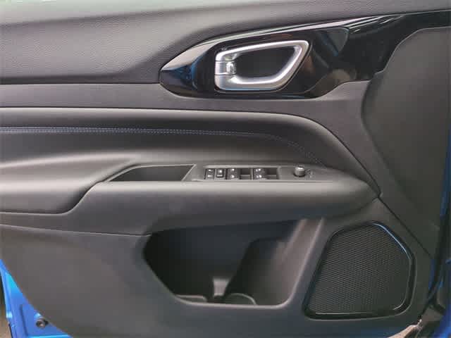 Thumbnail: 2026 Jeep Compass - 31