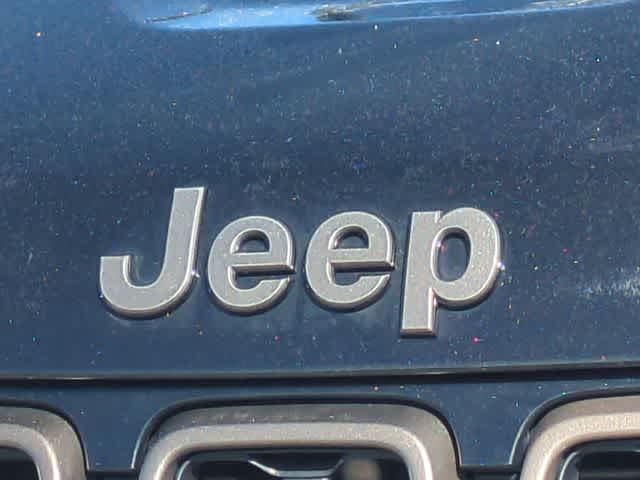 Thumbnail: 2016 Jeep Grand Cherokee - 12