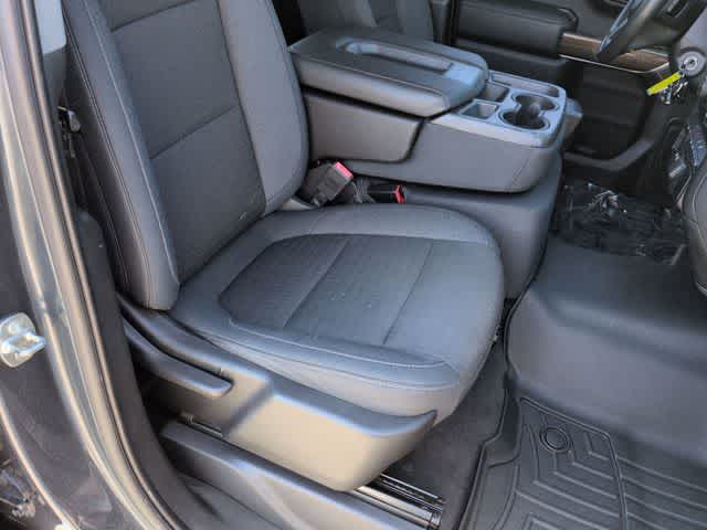 Thumbnail: 2020 Chevrolet Silverado 1500 - 22