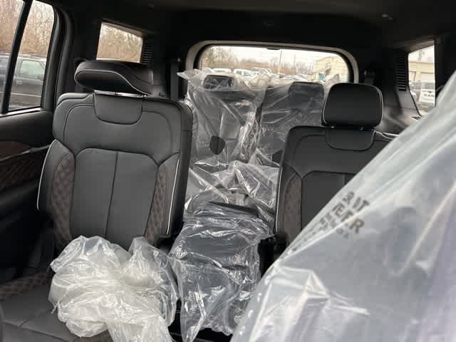 Thumbnail: 2025 Jeep Grand Cherokee L - 10