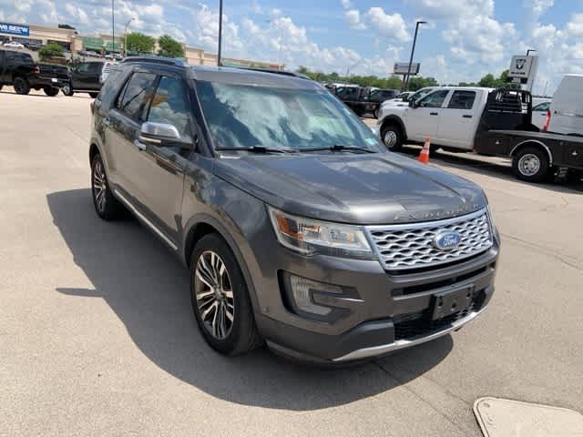 Thumbnail: 2016 Ford Explorer - 32
