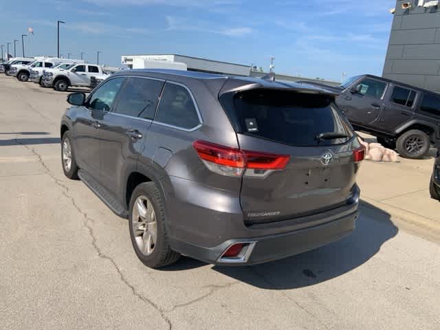 Thumbnail: 2018 Toyota Highlander - 21