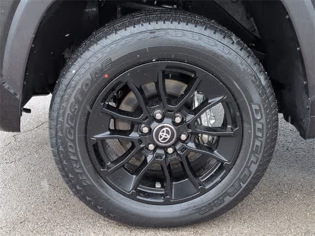 Thumbnail: 2025 Toyota Tundra - 14