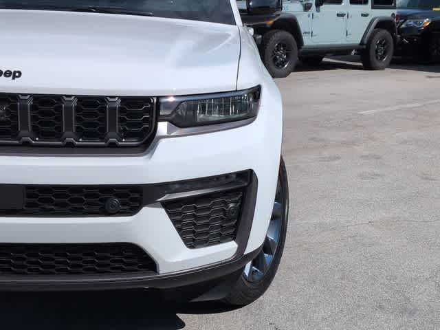Thumbnail: 2026 Jeep Grand Cherokee - 11