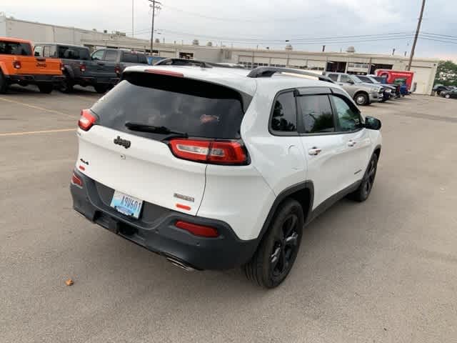 Thumbnail: 2018 Jeep Cherokee - 20