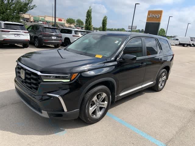 Thumbnail: 2023 Honda Pilot - 15