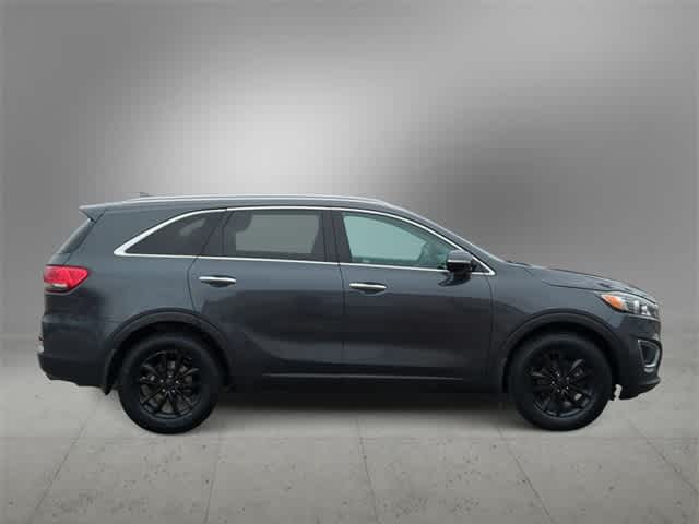 Thumbnail: 2018 Kia Sorento - 9
