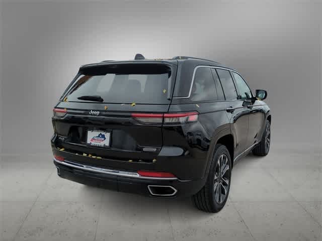 Thumbnail: 2022 Jeep Grand Cherokee - 8