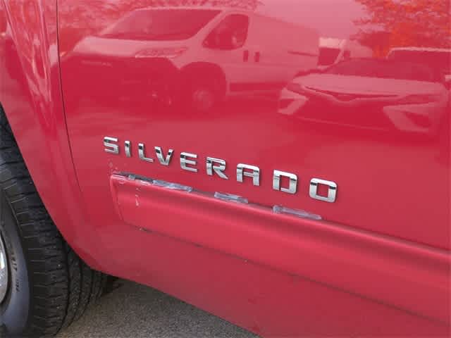 Thumbnail: 2011 Chevrolet Silverado 1500 - 13