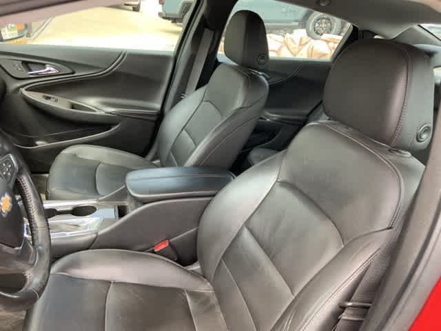 Thumbnail: 2019 Chevrolet Malibu - 3