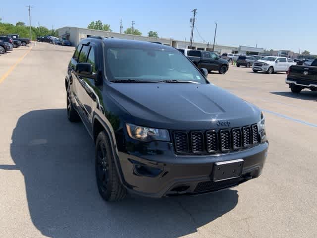 Thumbnail: 2018 Jeep Grand Cherokee - 31