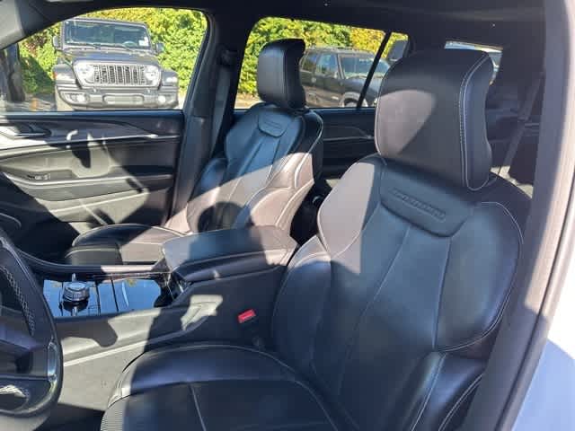 Thumbnail: 2023 Jeep Grand Cherokee L - 3