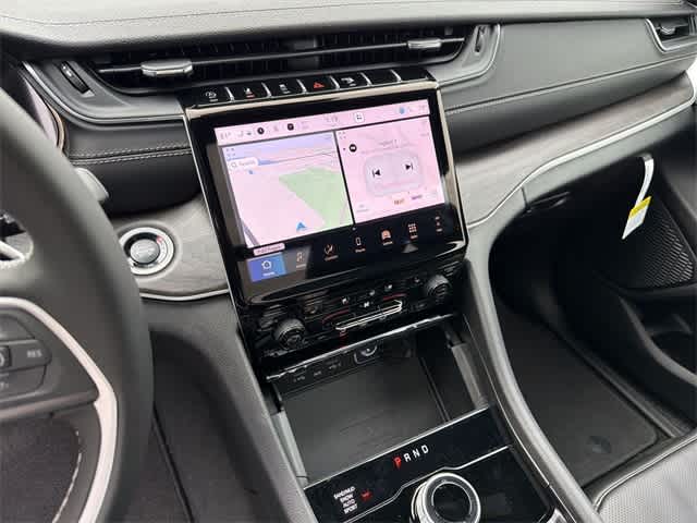 Thumbnail: 2025 Jeep Grand Cherokee L - 30