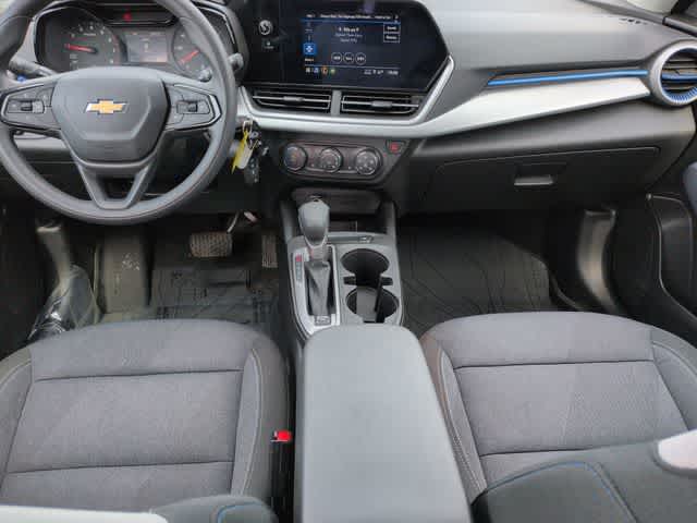 Thumbnail: 2025 Chevrolet Trax - 15
