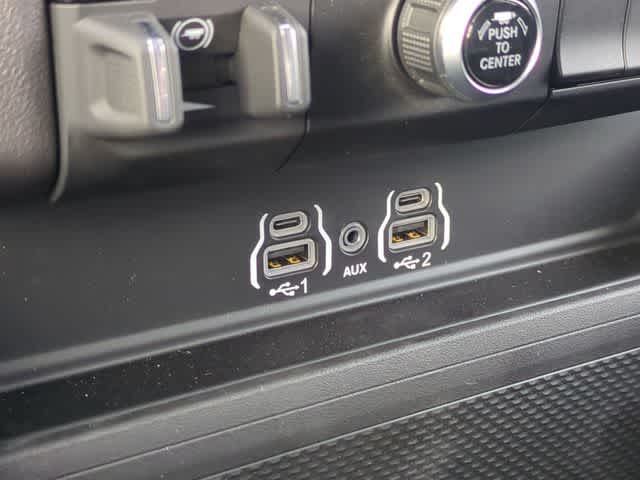 Thumbnail: 2026 RAM 1500 - 31