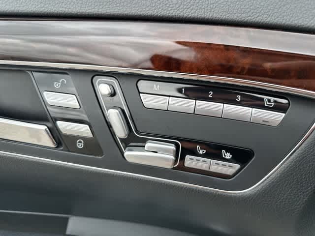 Thumbnail: 2012 Mercedes-Benz S-Class - 9