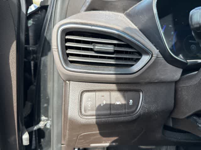 Thumbnail: 2019 Hyundai Santa Fe - 10