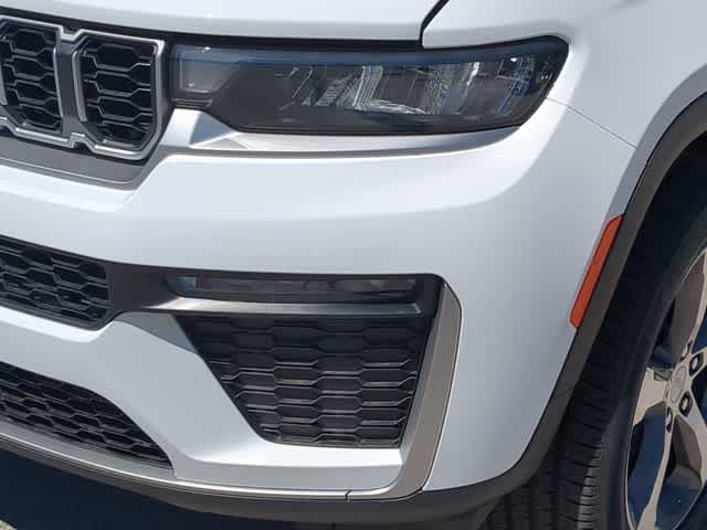 Thumbnail: 2026 Jeep Grand Cherokee - 11
