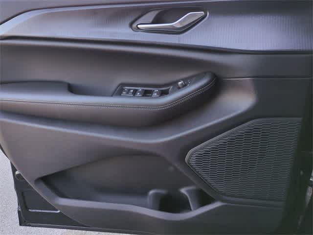 Thumbnail: 2025 Jeep Grand Cherokee L - 32