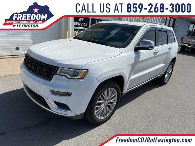 Thumbnail: 2017 Jeep Grand Cherokee - 1