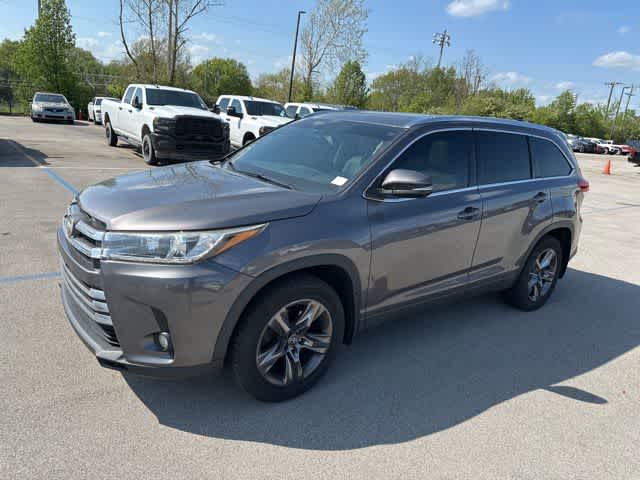 Thumbnail: 2017 Toyota Highlander - 16