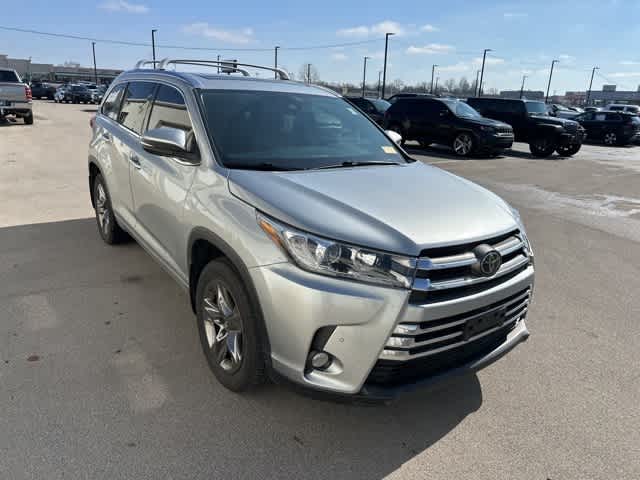 Thumbnail: 2017 Toyota Highlander - 26
