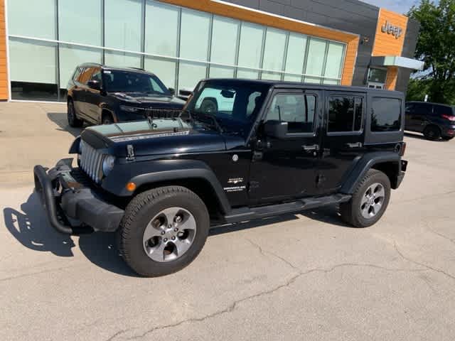 Thumbnail: 2017 Jeep Wrangler - 13