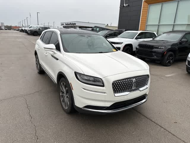 Thumbnail: 2022 Lincoln Nautilus - 28