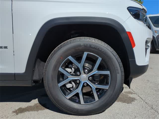 Thumbnail: 2025 Jeep Grand Cherokee - 14