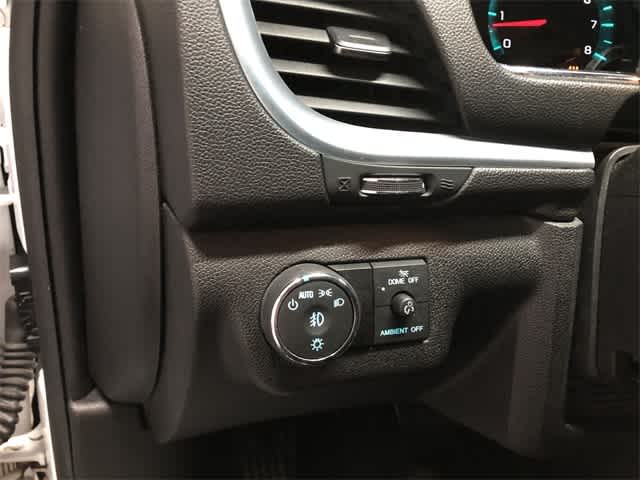 Thumbnail: 2017 Chevrolet Traverse - 18