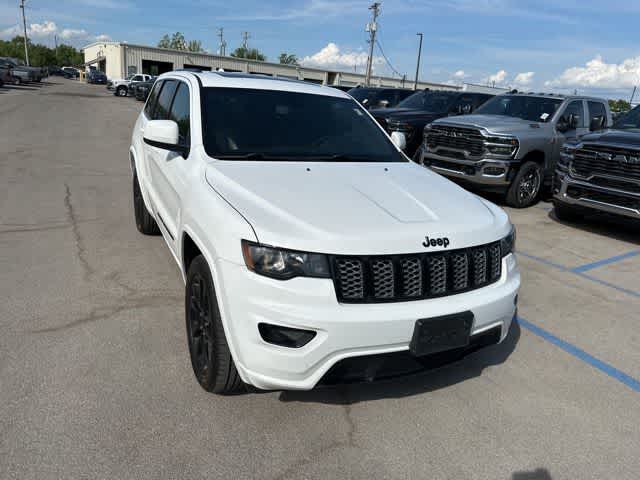 Thumbnail: 2019 Jeep Grand Cherokee - 25