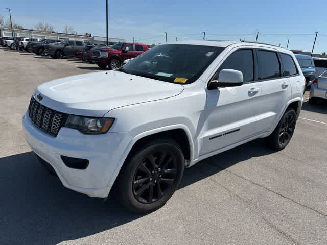 Thumbnail: 2018 Jeep Grand Cherokee - 2